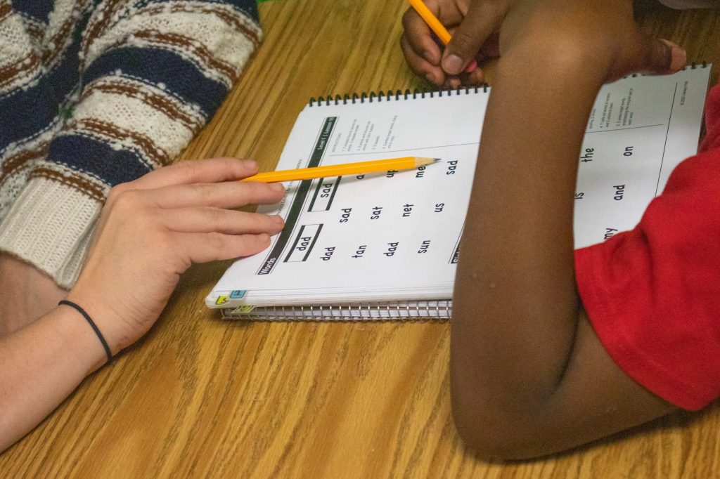 Literacy First Banners-2 A phonics worksheet