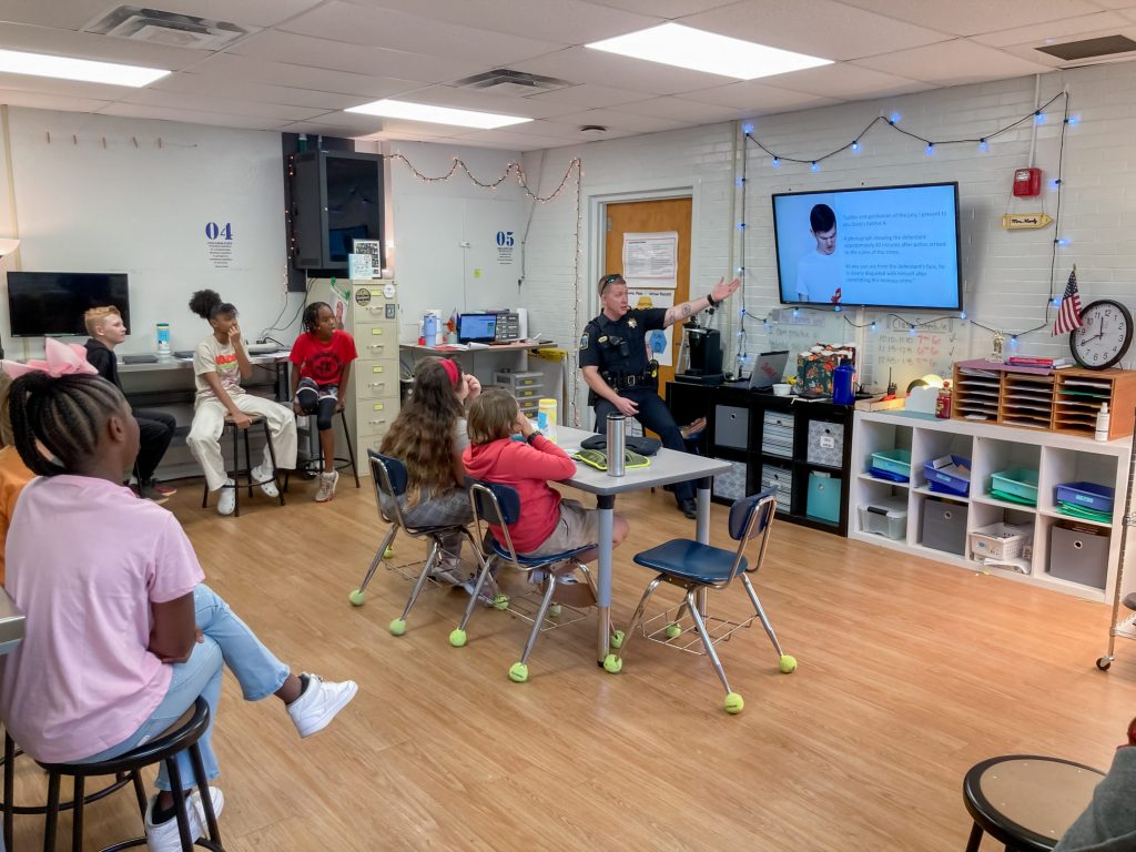 Normal Park SRD Hardy Project An officer talks to a class
