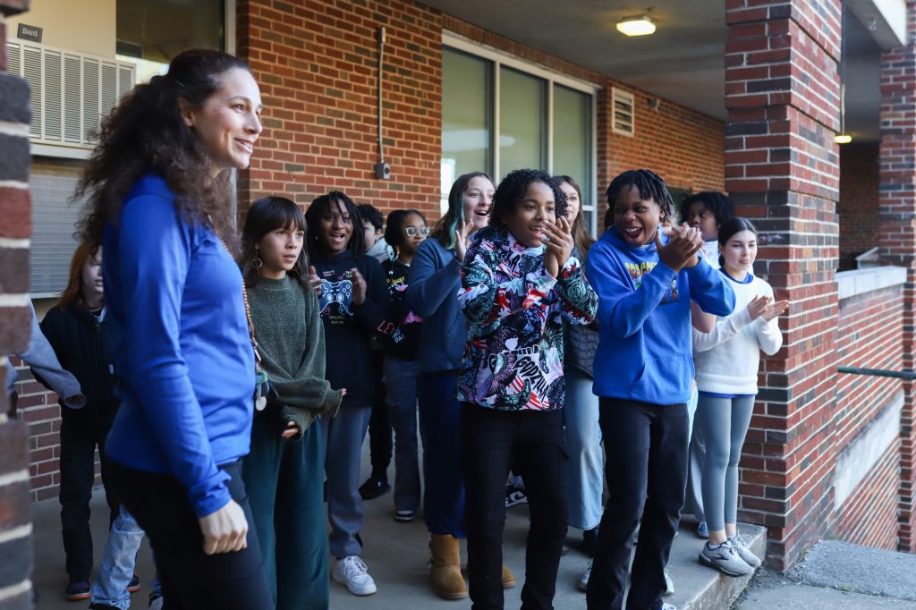 TeacherOfTheYear-14 Students clap