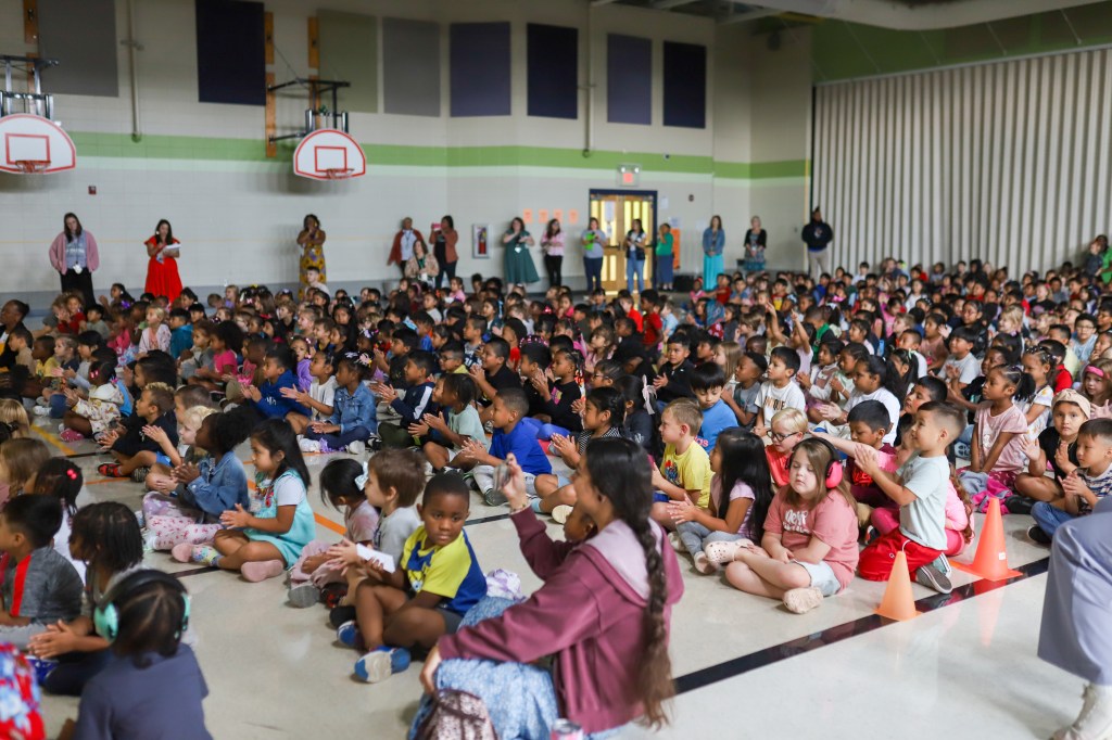 ERESHispanicHeritage-18