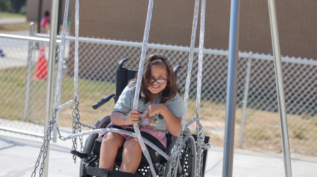 EBE Wheelchair Swing-14