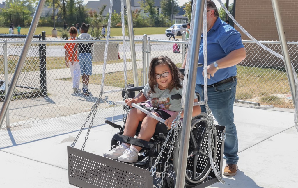 EBE Wheelchair Swing-3