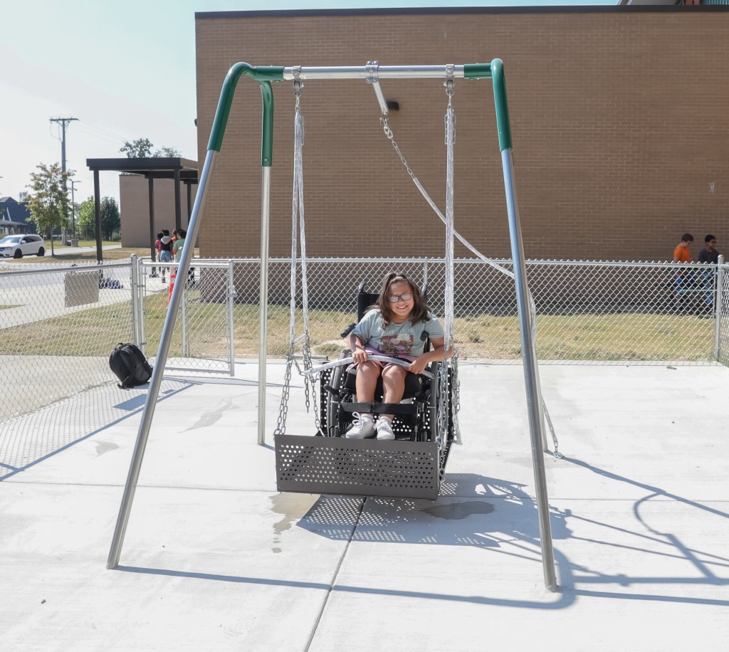 EBE Wheelchair Swing-5