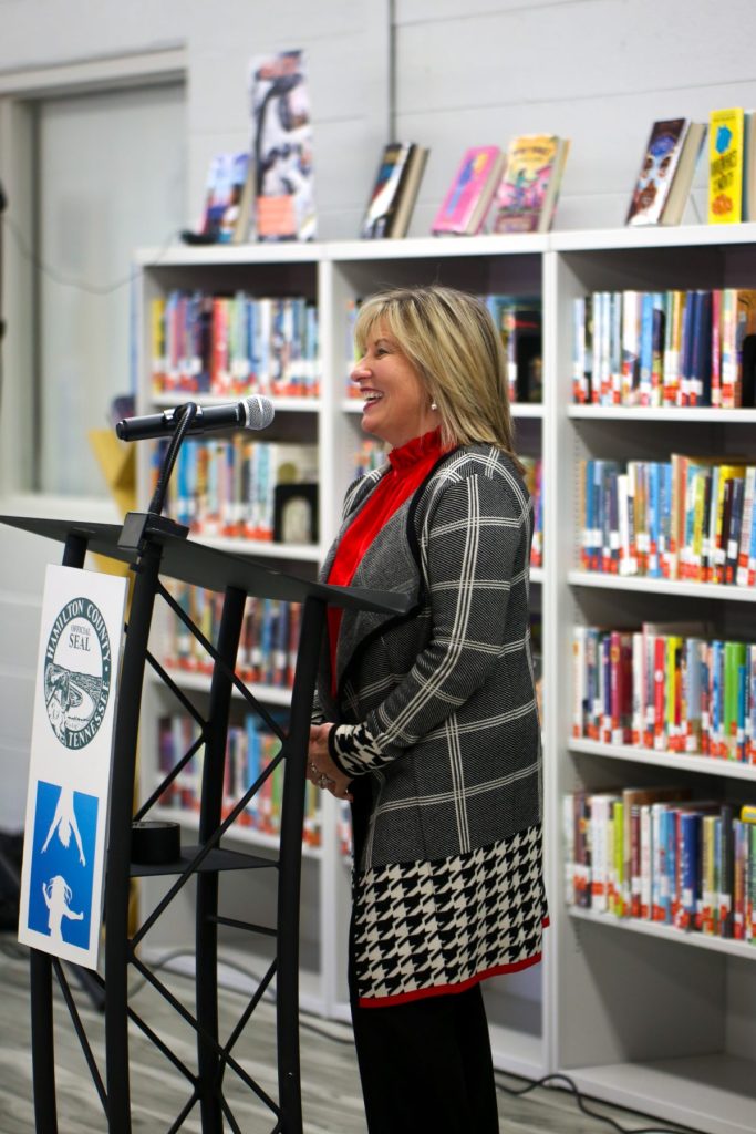 sdms.press-02 A woman speaks at a podium
